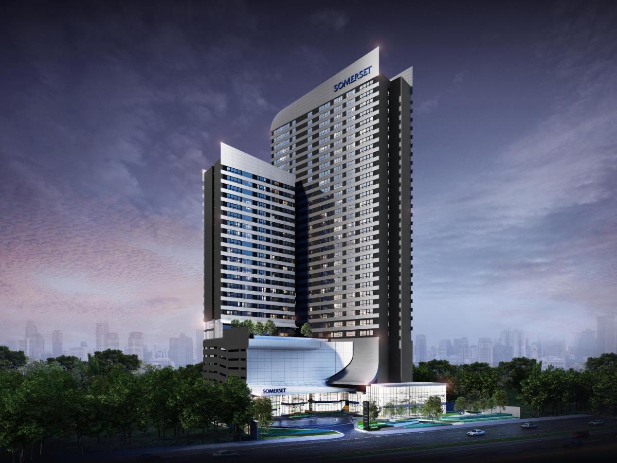 Somerset Rama 9 Бангкок Экстерьер фото The hotel's exterior